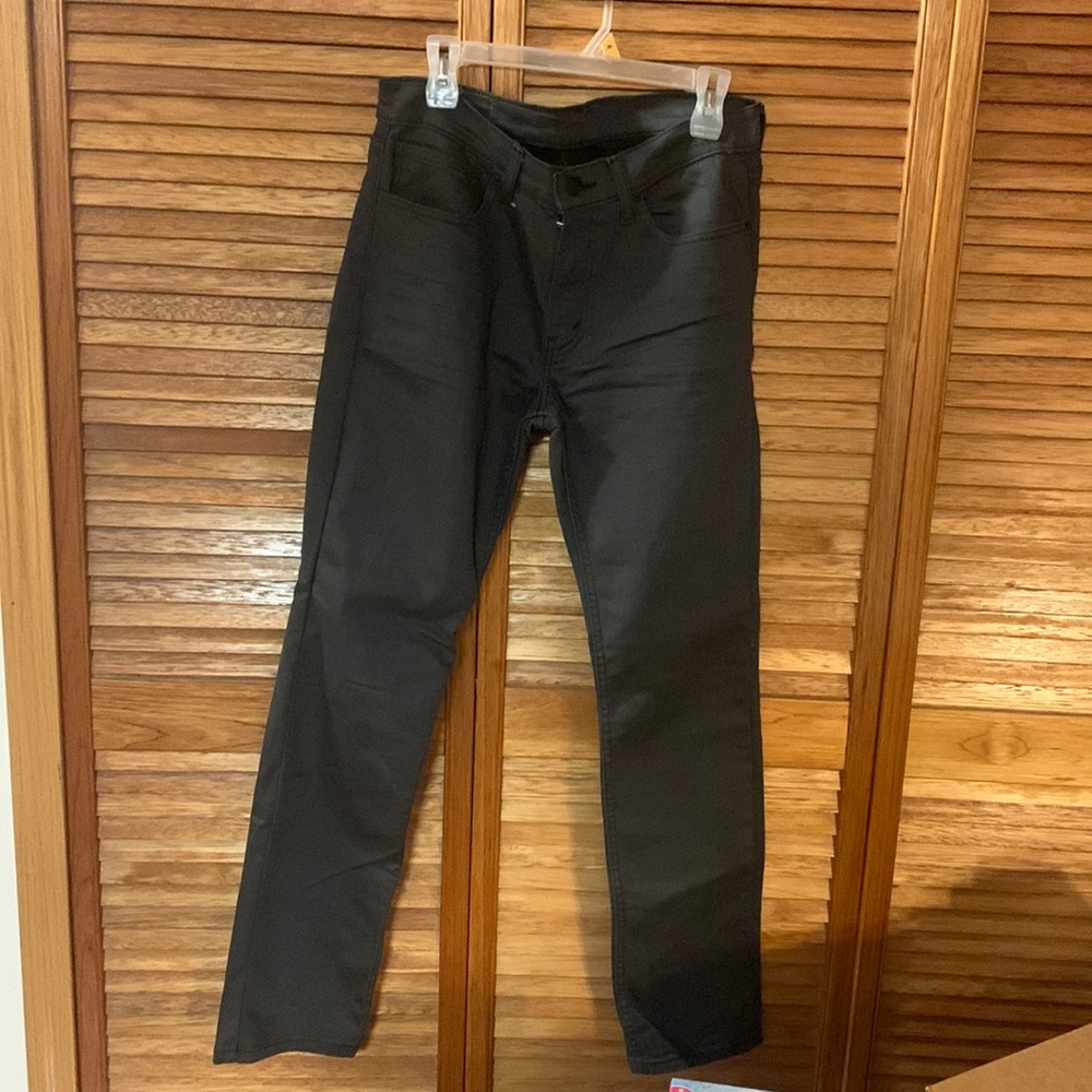 Grey Levi’s 511 slim fit denim jeans (32 x 32)